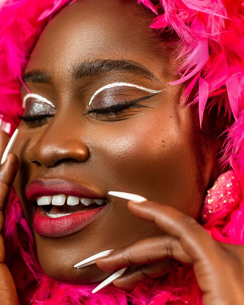 40代女性の転職に最適な髪型とメイクの選び方は？